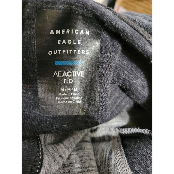 American Eagle Mens Medium Active Flex Gray Zip Side Pockets Hooded Sweatshirt - Picture 9 of 10